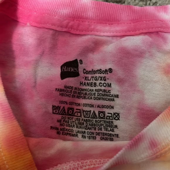 🎁 Tie Dyed Tshirt - Picture 4 of 4